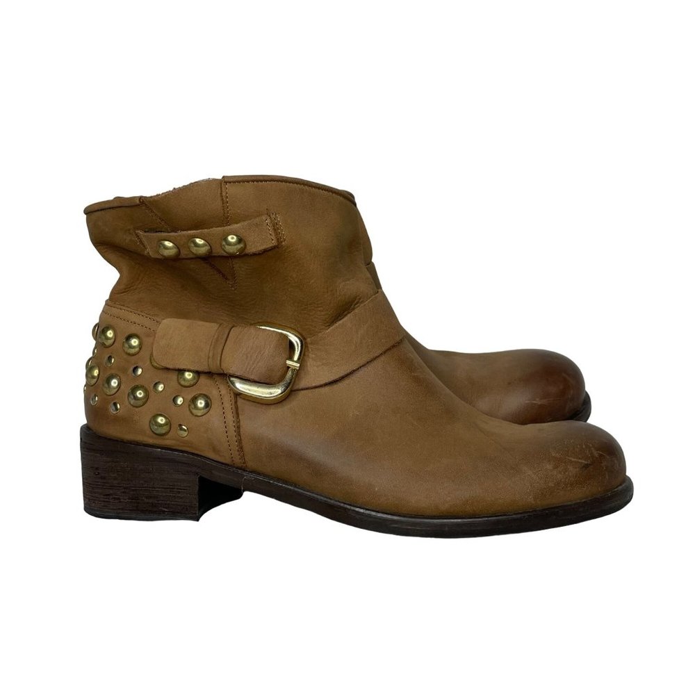Steven by Steve Madden 39 studded leather boots